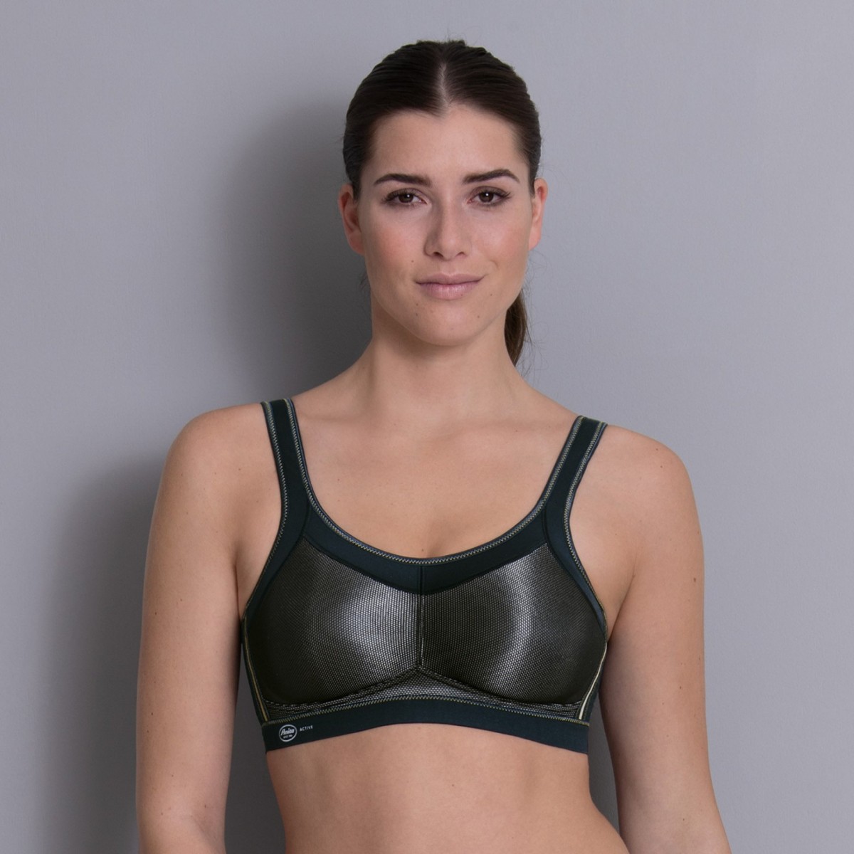 Color: Negro