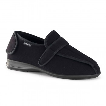 Zapatilla terapéutica Calzamedi® negro con un sistema de cierre ajustable de apertura total y suela para pies anchos